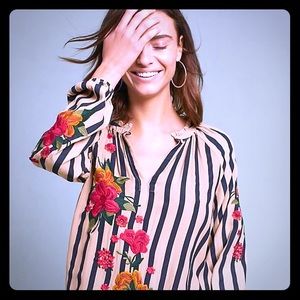 Anthropologie embroidered blouse NWT M